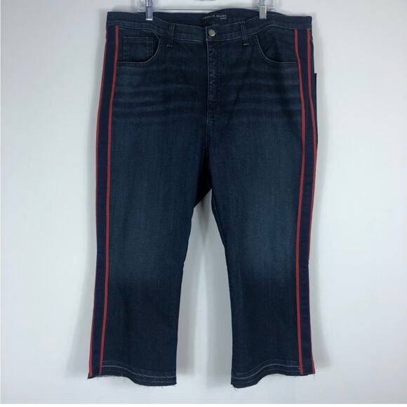 NWT Veronica beard Carolyn baby boot cut cropped jeans with red trim - Picture 1 of 8